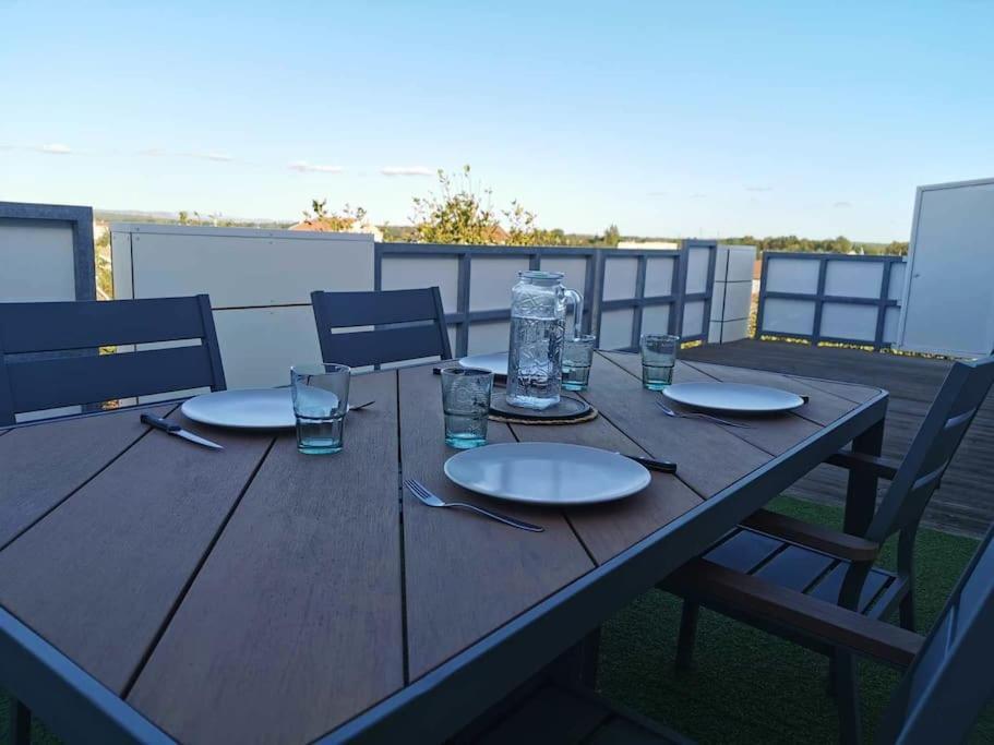 Le Petit Roof Top*Clim*Wifi Miramas Exterior foto